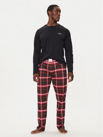 Zobrazit detail produktu - Pánské pyžamo Guess U4BX10 Obrázek Pánské pyžamo Guess U4BX10